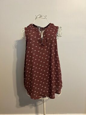 Maurices Maroon Sleeveless Top with White Print
